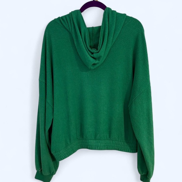 NWOT URBAN OUTFITTERS Green Women's Hoodie - Picture 3 of 3